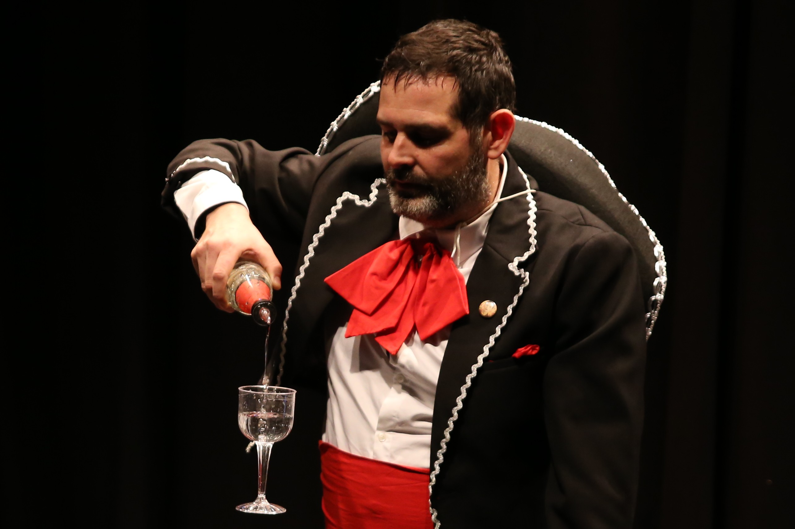 Levitation verre tequila mariachi